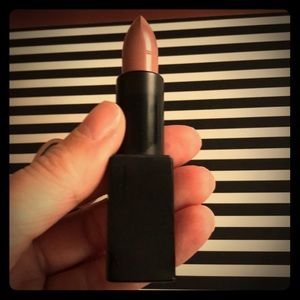 Nars Audacious Lipstick Dayle